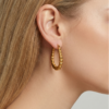 微信图片_20260225211943_266_2 Geometric U-shaped earrings in 18K gold